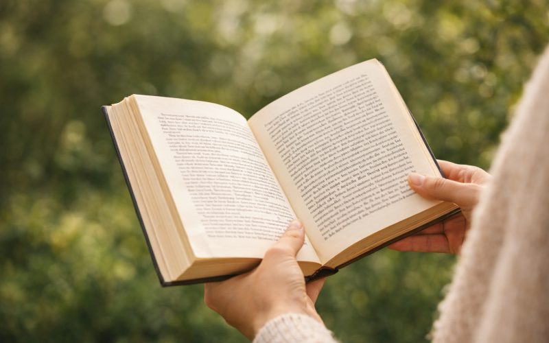 Why Physical Books are Making a Comeback: The Science of Tactile Reading